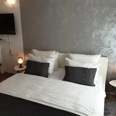 Apartment In 40257 Postojna