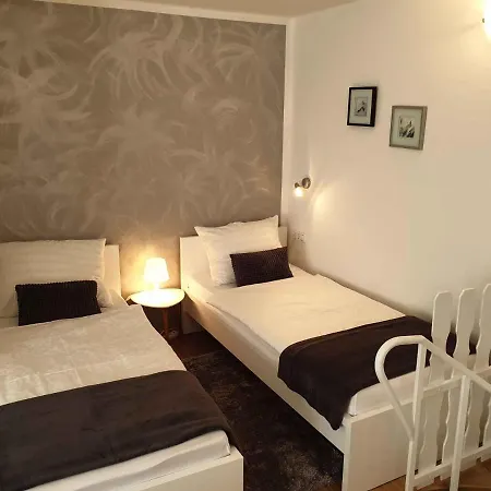 Apartment In 40257 Postojna